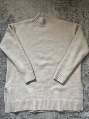 Zara Oversized Cream Sweater Women's S
